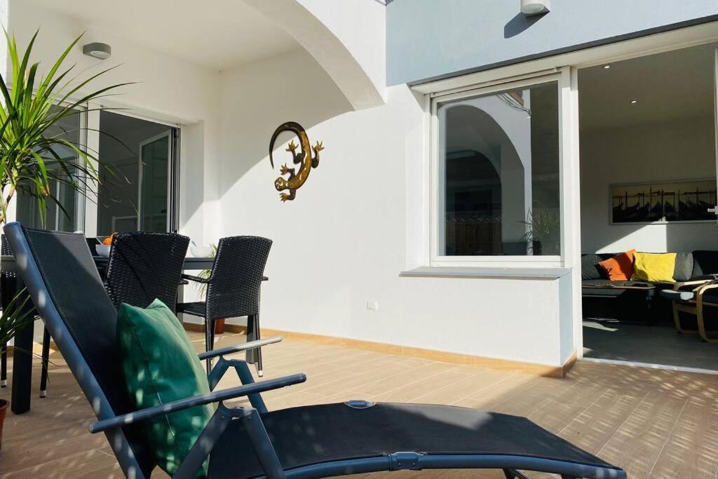 70 M2, Apartamento Cerca De La Playa, Apto Minusvalidos. Roses Exterior foto